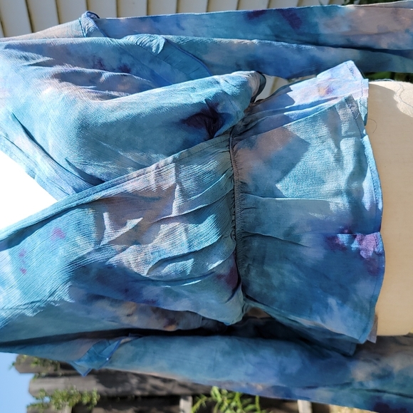 M T S blouse size large - Picture 3 of 9